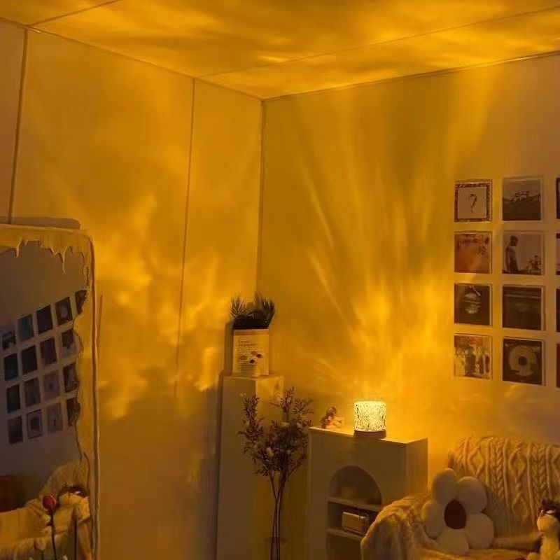 Raputa väikese punase raamatu heli USB silindrilise veelaine dünaamilise pöörleva atmosfäärivalgusega värvilise puldiga bluetooth muusikavalgusega