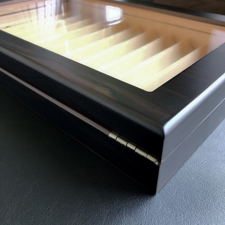 Hulgimüük laos vintage pastapliiatsi kapis kirjatarvete kastis pastapliiatsi allkirjaga pastapliiatsi vitriinkapp värvitud puidust sigarikollektsioon