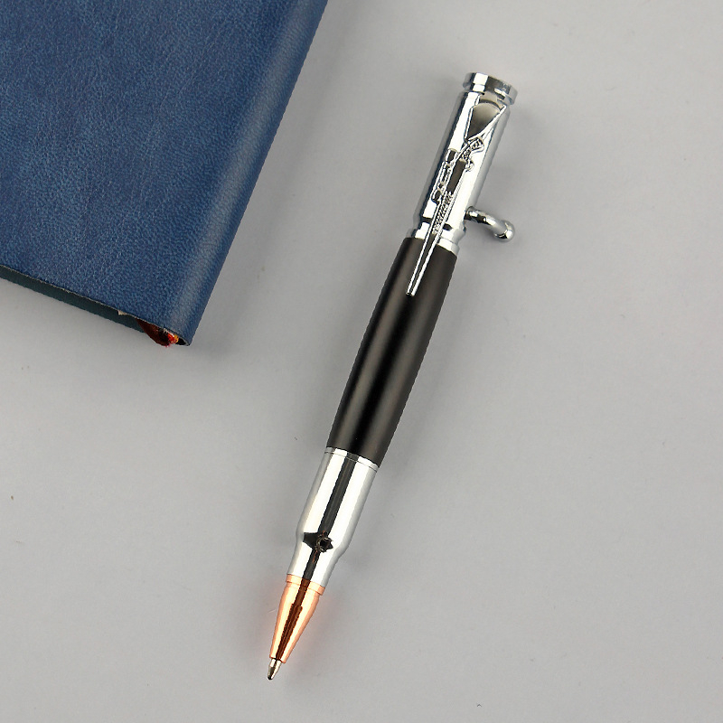 Laos hulgimüügis imitatsiooniga püstolpliiats, multifunktsionaalne logoga metallist pressitud pastapliiats, poltpliiats, vahetatav geelpliiats