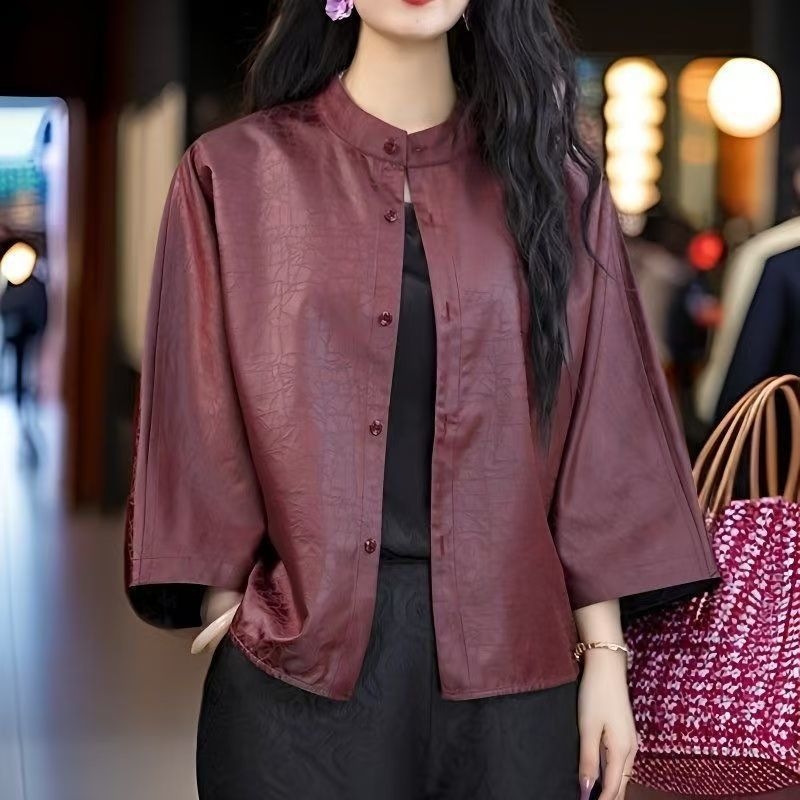 2025-ös kínai stílusú rövid kabát, új kínai stílusú illatos felhőfonalból készült középkorú kabát, anyai kerek nyakú kétoldalas felső
