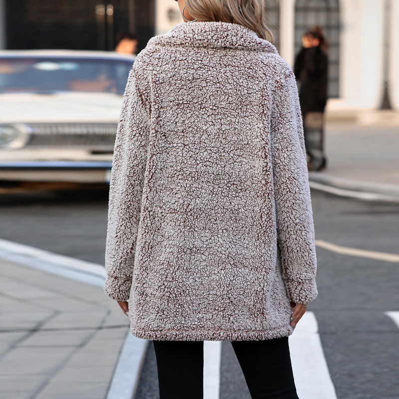 Euroopa ja Ameerika piiriülese ekspordi naiste sügis- ja talvised vabaaja lahtised rinnamikrofoniga taskupüksid üherealise keskmise pikkusega kardiganjakk