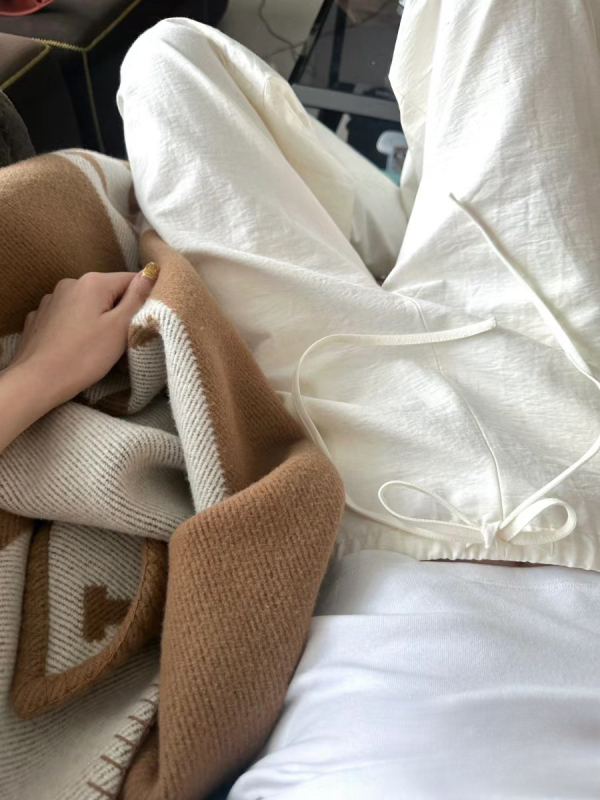 Új, karcsúsító megjelenésű és testet borító, gubó alakú nadrág, mechanikus pamut, bő és széles húzózsinóros banánnadrág, női nadrág, szablyanadrág 3251