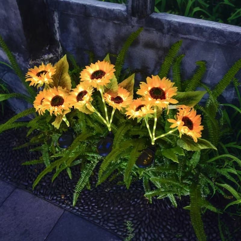 LED vieno–penkių tipų kišamieji toršerai, saulėgrąžų žibintai, lauko sodo kiemo dekoratyviniai šviestuvai, saulės energija varomi žolės žibintai