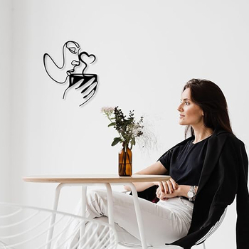Ristpiiriline metallist seinakunst minimalistlikele naistele, kes joovad kohvi, kassikujuline moodne abstraktne joonfiguuriga kohviseina kleebis
