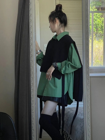 Γυναικείο κοντό πλεκτό γιλέκο με ακανόνιστο σχέδιο σε στυλ κολεγίου, σε στοίβα, με μακριά μανίκια και τοπ