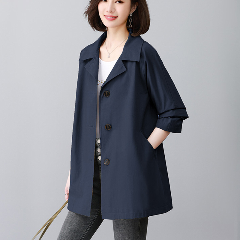 Női széldzseki 2024-es új Fat Mama középhosszú robbanások népszerű nagy méretű középkorú és idős alkalmi tavaszi és őszi vékony kabát