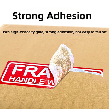 Habraste toodete silt habras hiina ja inglise keeles hoiatussilt kaetud paberist ekspresslogistika pakendi habras silt