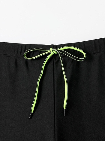 Hulgimüük Moodsad trükitud veekindlad ujumispüksid, Moodsad pluss-suuruses kuumaveeallikaga meeste ujumisriided, Viiepunktilised bokserid meeste ujumispüksid