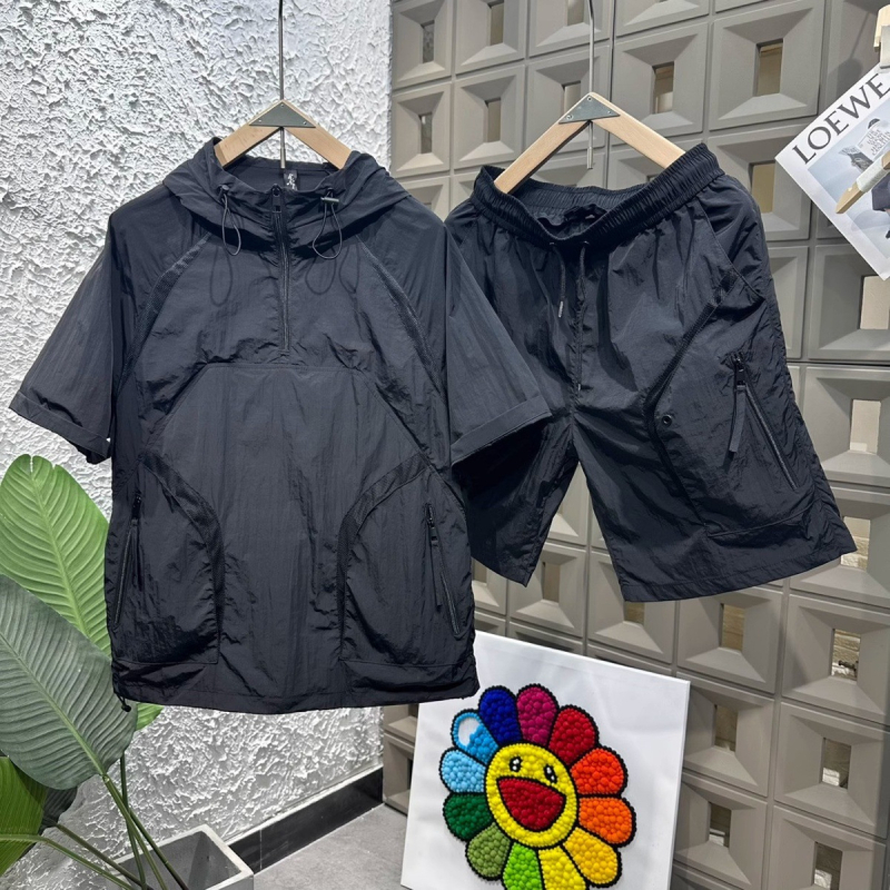 Suvine õhuke kapuutsiga lühikeste varrukatega ülikond meeste õues kasutamiseks mõeldud vabaaja hingav päikesekaitseriietus paaridele mõeldud universaalsed lühikesed püksid kaheosaline komplekt