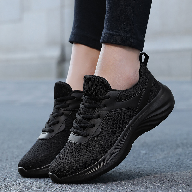 Jinjiang Lengzhani tossud Naiste suvised võrgust kingad Hingavad tudengikingad Teismelise pehme põhjaga lööke neelavad jooksujalatsid