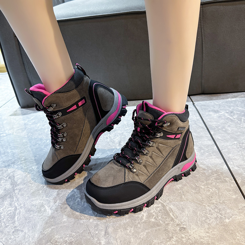 2024 m. rudens ir žiemos tarpvalstybinis turizmas, jauna pora, „Amazon“ užsienio prekyba, plius dydžio žygio batai, lauko batai, moteriški žygio batai.