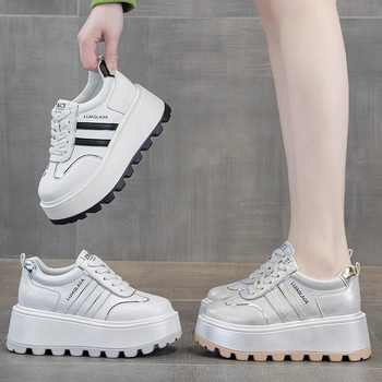 Γυναικεία παπούτσια Torre με εσωτερική αύξηση ύψους, χοντρή σόλα, γυναικεία παπούτσια Torre, νέα, ελαφριά, φθινοπωρινά παπούτσια All-match, μικρά, casual αθλητικά παπούτσια του 2025
