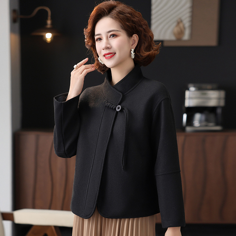 Palton de lână în stil nou de primăvară 2025 pentru mame, cardigan cu nasturi de înaltă calitate în stil chinezesc nou, vânzare en-gros pentru îmbrăcăminte pentru femei de vârstă mijlocie și în vârstă