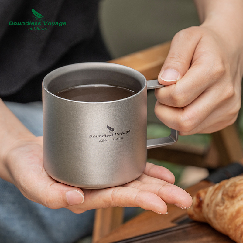 Biwei puhas titaanist kohvitass fikseeritud käepidemega, ülikerge kaasaskantav titaanist veetass, teetass kahekihiline põletuskindel 220ml