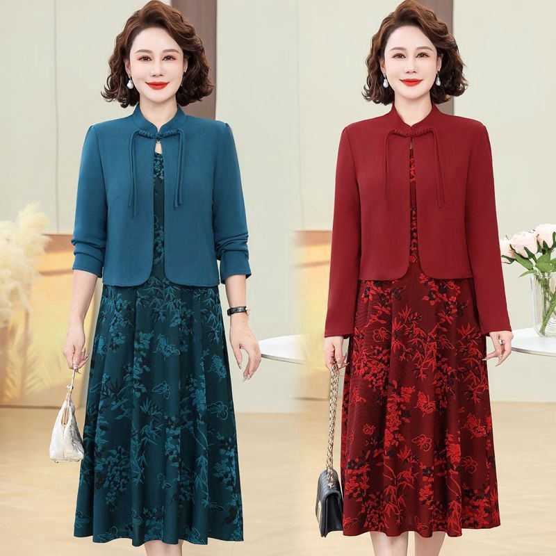 2024. aasta kevad- ja sügisene uus Xi ämma pulmakleit, üllas kaheosaline ülikond, naissoost ema osaleb pulmakleidis