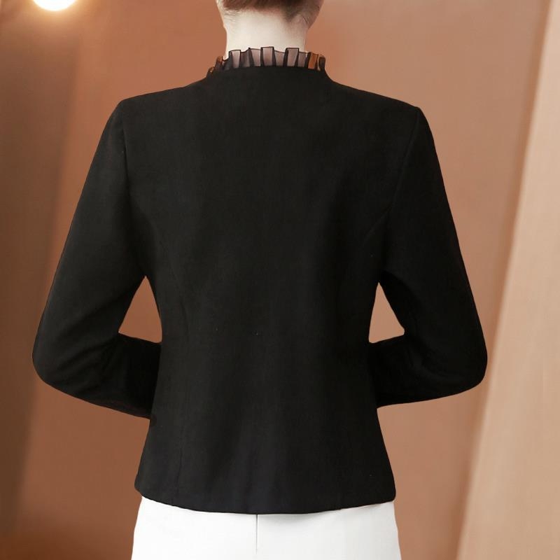 Valge pintsak pikkadele naistele, lühike ülerõivas naistele, mitmekülgne kardigan ja sall cheongsam-seelikuga ülaosaga