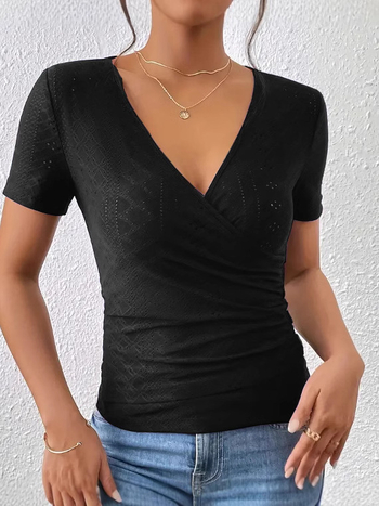 Νέο γυναικείο σέξι, λεπτό, μονόχρωμο μπλουζάκι με κοντό μανίκι και V για την άνοιξη και το καλοκαίρι του 2025, σε διασυνοριακό επίπεδο, για την Ευρώπη και τις Ηνωμένες Πολιτείες.