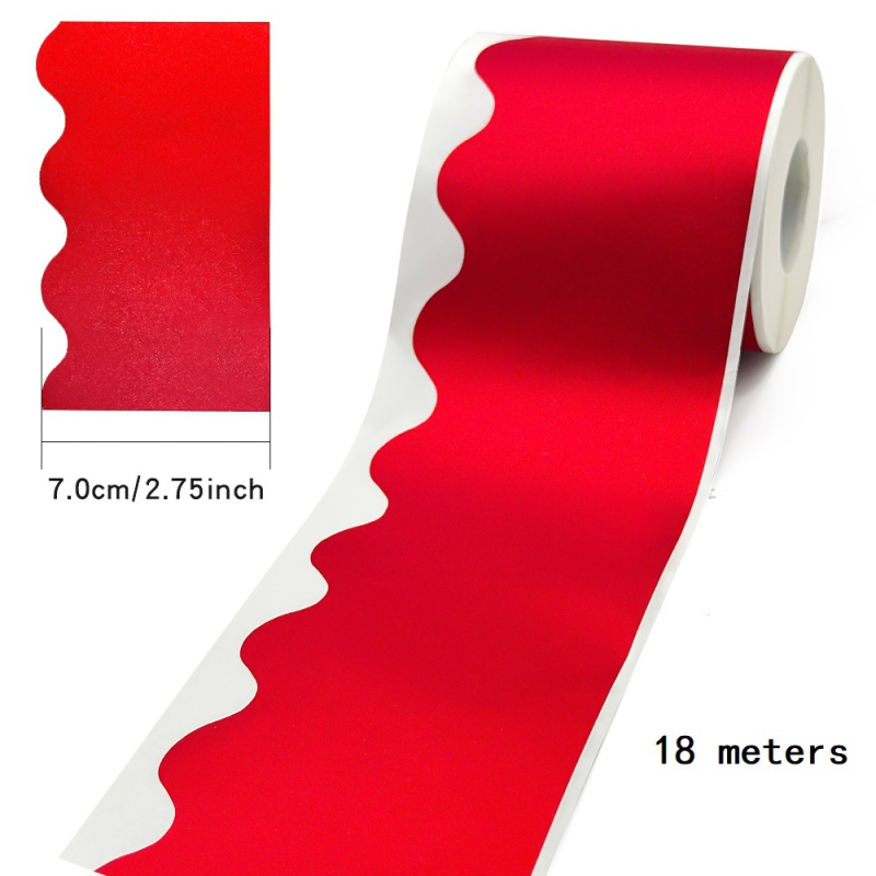 18 m rull sädelevaid kuldseid ja hõbedaseid kleebiseid, läikiva äärisega teadetetahvli kleebiseid, lainelisi dekoratiivkleebiseid