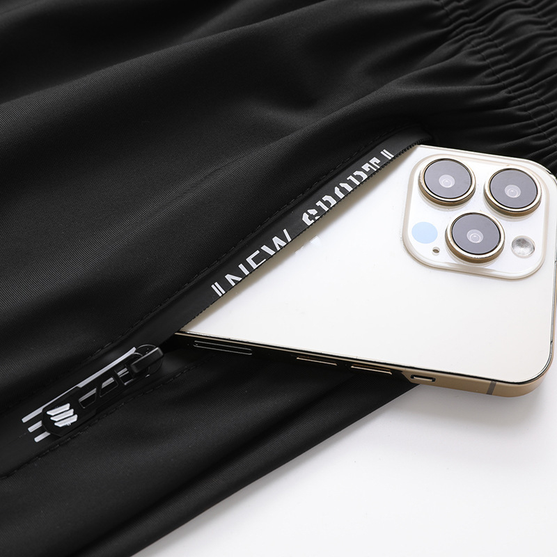 Hulgimüük Suvised vabaaja jääsiidist lühikesed püksid Meeste elastsed konditsioneeriga püksid Noorte spordi kiirelt kuivavad pluss-suuruses lühikesed püksid Õhukesed püksid