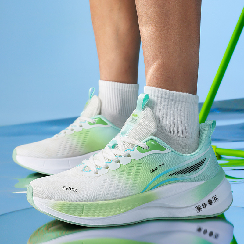 Süsinikplaadiga ülikerged Juka hingavad jooksujalatsid paaridele, spordile, lööke neelavad füüsilise testi jalatsid, õpilastele, õues kasutamiseks, võidusõiduks, meestele.