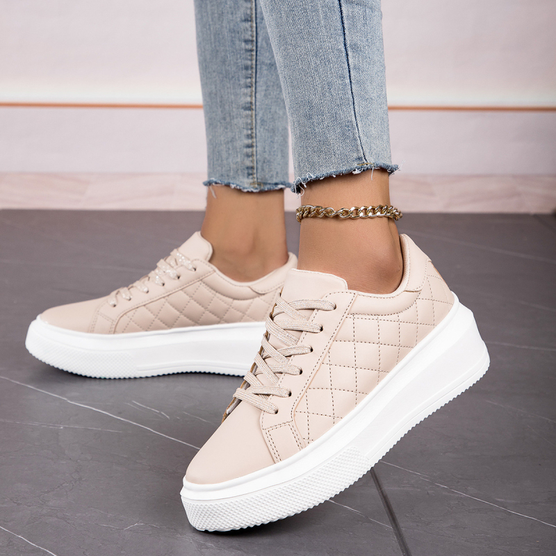 2025. aasta uued naiste mitmekülgsed paksu tallaga kerged hingavad tudengitele mõeldud pehme tallaga vabaajajalatsid, valged tossud, trendikad spordijalatsid