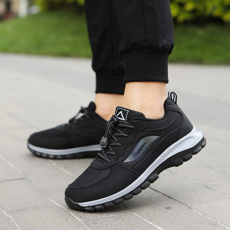 Vyresnio amžiaus batai, pavasario ir rudens tinkliniai batai, vyriški plius dydžio, minkšto padu, skirti vidutinio ir vyresnio amžiaus vyrams, lengvi, kvėpuojantys vaikščiojimo batai.