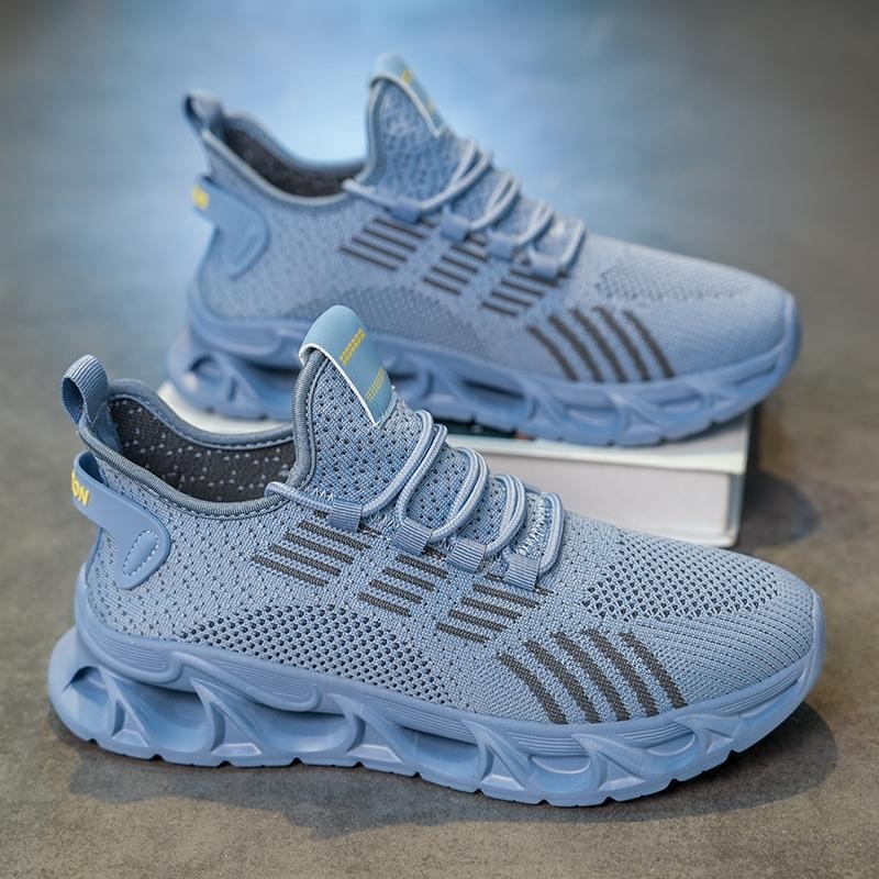 Piiriülesed suured meeste kingad 2025. aasta suvised uued sportlikud hingavad võrgust vabaajajalatsid meeste jooksujalatsite hulgimüük