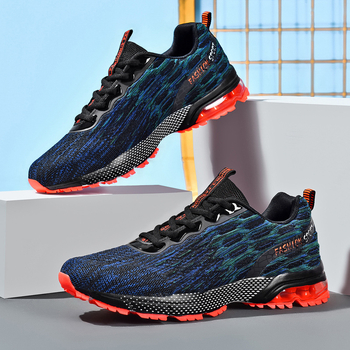 Väliskaubanduse pluss-suuruses meeste kingad kevadeks, uued lendava kootud kalasoomustega vabaaja trendikad õhkpadjaga reisikingad õuespordi jooksujalatsid meestele