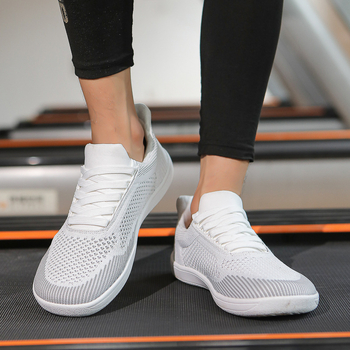 Ekspordi väliskaubanduse meeste võrgust hingavad treeningjalatsid 4E laia liistuga meeste laia ninaga laia jalaga paljajalu jooksujalatsid pehme tald ei pigista jalgu