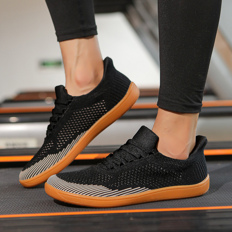 Ekspordi väliskaubanduse meeste võrgust hingavad treeningjalatsid 4E laia liistuga meeste laia ninaga laia jalaga paljajalu jooksujalatsid pehme tald ei pigista jalgu