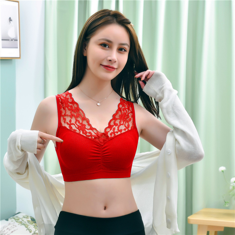 Plusssuuruses 40–100 kg keskealistele ja eakatele naistele mõeldud aluspesu, ilurinnahoidja ilma traadita, pitsist õhuke vest