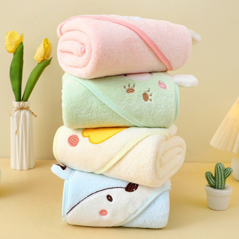 Koralinio aksomo vaikiškas rankšluostis, metmeniniu būdu megztas sustorintas kūdikio vokelis, naujagimio pledukas, animacinio filmuko gobtuvas, tinka visiems metų laikams