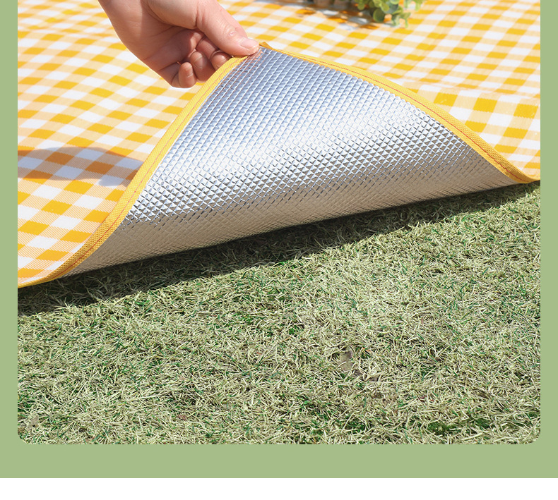 Piiriülene välistingimustes kasutatav telkimine kaasaskantav niiskuskindel matt telk niiskuskindel isolatsioonimatt paksendatud alumiiniumkilega isolatsioonimatt piknikumatt