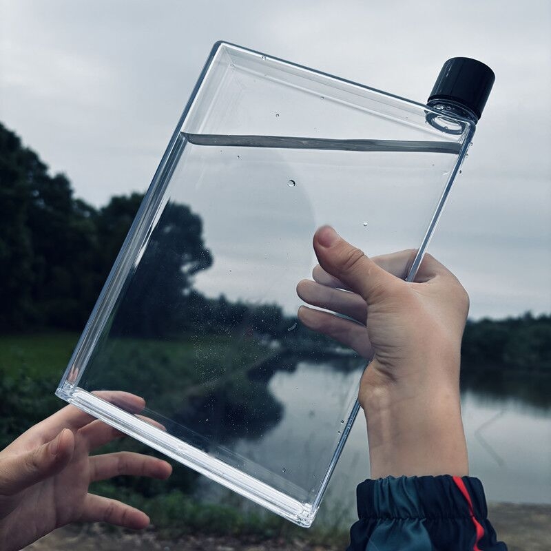 Radošas dāvanas, plakanas plastmasas krūzes, A5 izmēra papīra krūzes, studentu sporta krūzes, vairumtirdzniecība, A6memo tējkannu ražotāji