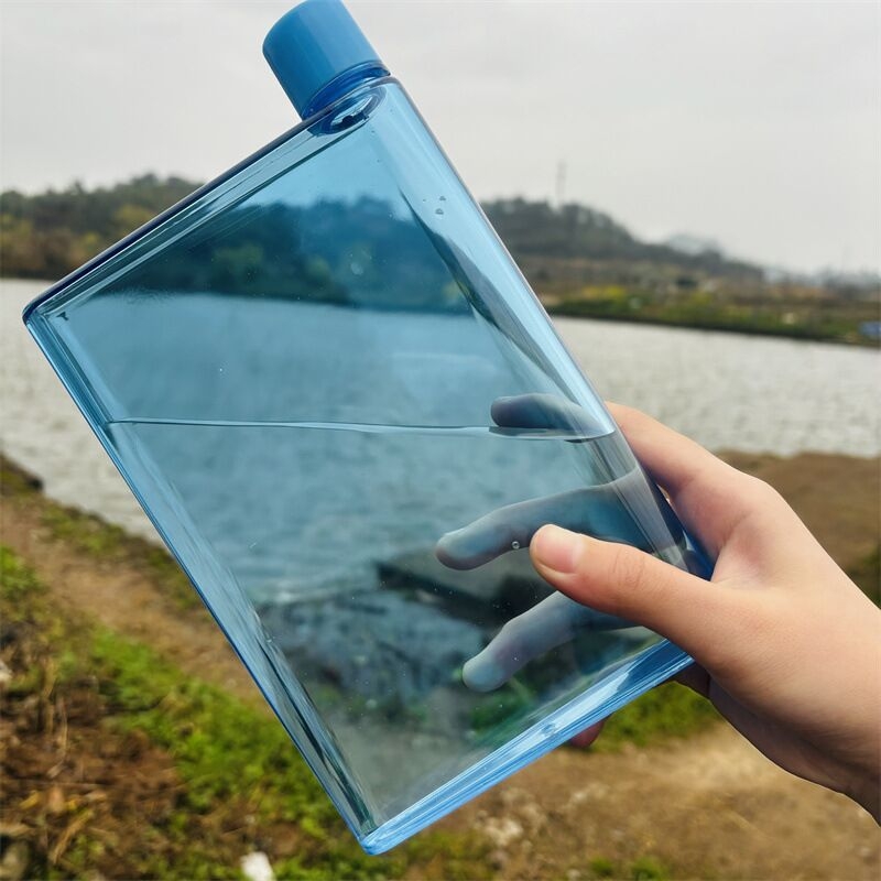Radošas dāvanas, plakanas plastmasas krūzes, A5 izmēra papīra krūzes, studentu sporta krūzes, vairumtirdzniecība, A6memo tējkannu ražotāji