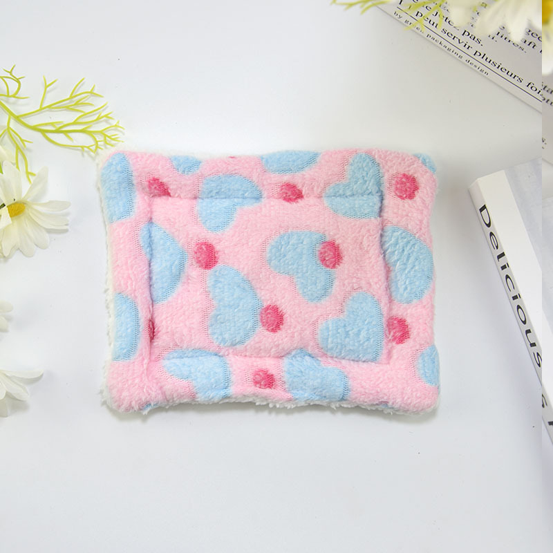 Lemmikloomapadi Lambavillast puuvillapadi Puuvillane pesa Küülikupesa Totoro hamster Hollandi siga Paksendatud soe pesapadi Küüliku puurimatt