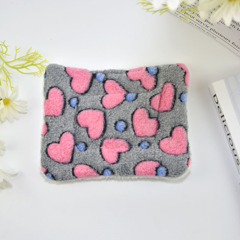 Lemmikloomapadi Lambavillast puuvillapadi Puuvillane pesa Küülikupesa Totoro hamster Hollandi siga Paksendatud soe pesapadi Küüliku puurimatt