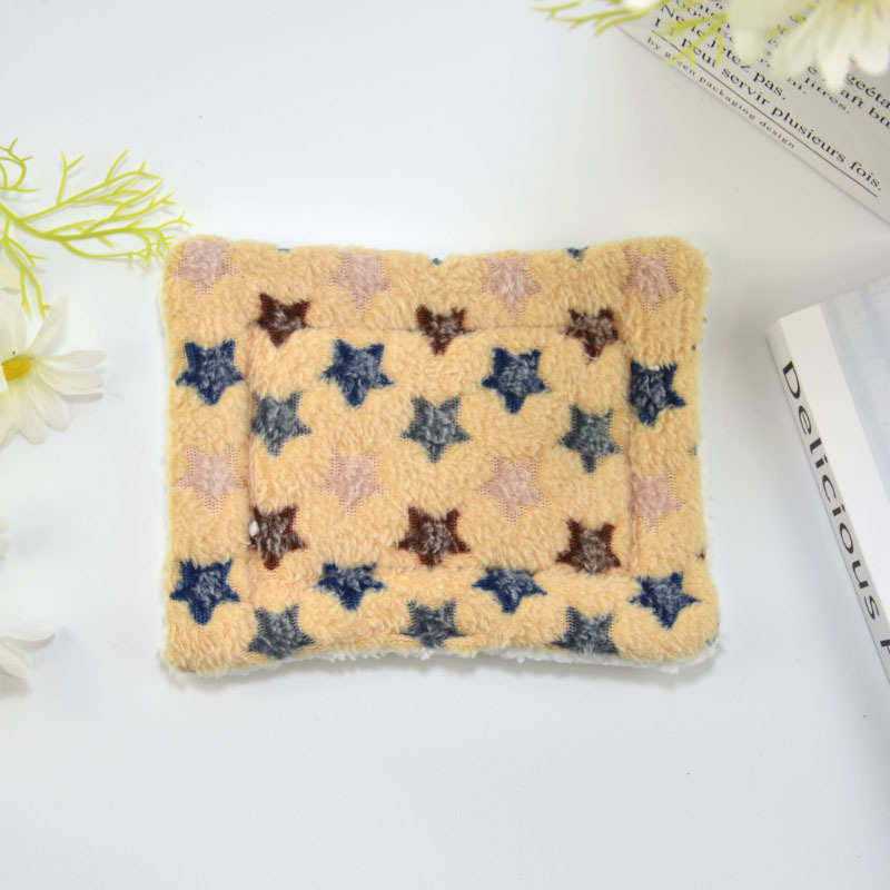 Lemmikloomapadi Lambavillast puuvillapadi Puuvillane pesa Küülikupesa Totoro hamster Hollandi siga Paksendatud soe pesapadi Küüliku puurimatt