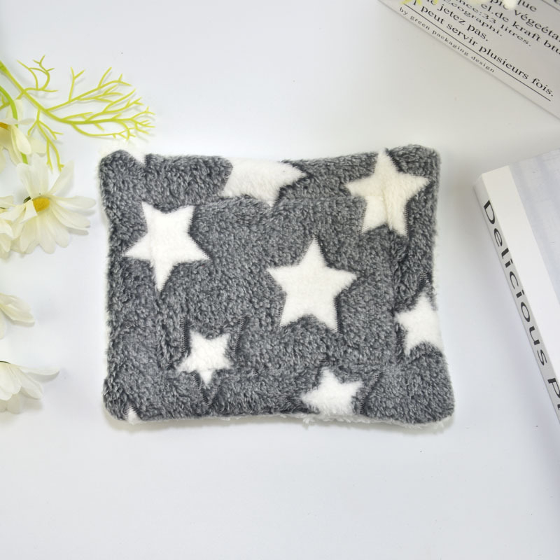 Lemmikloomapadi Lambavillast puuvillapadi Puuvillane pesa Küülikupesa Totoro hamster Hollandi siga Paksendatud soe pesapadi Küüliku puurimatt