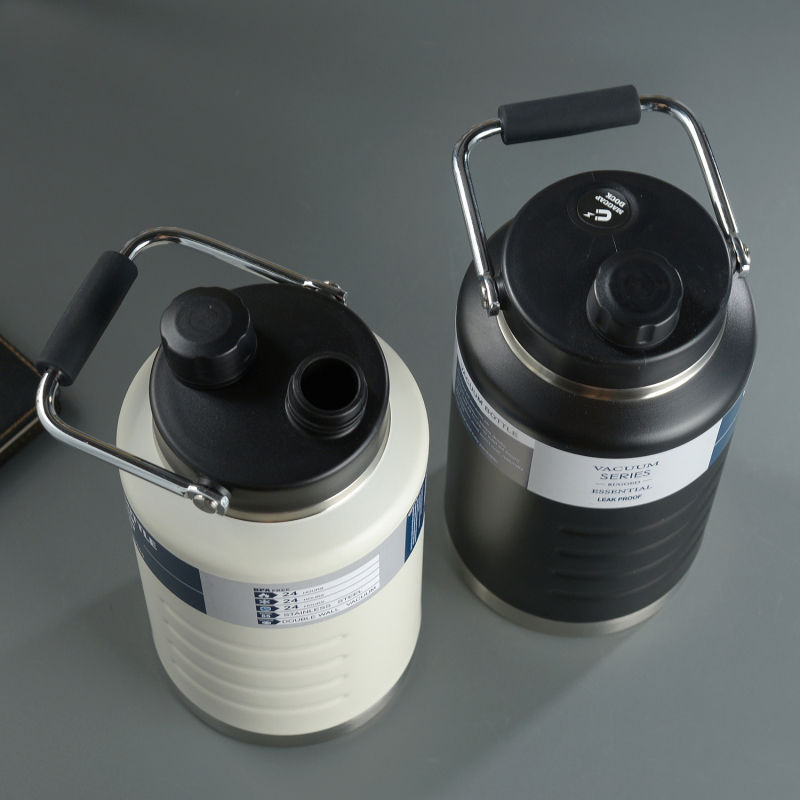 Piiriülene spetsiaalne 2-liitrine suure mahutavusega soojusisolatsiooniga veekeetja, 304 roostevabast terasest termoskruus, kaasaskantav spordiveekeetja, tonni-tonni ämber