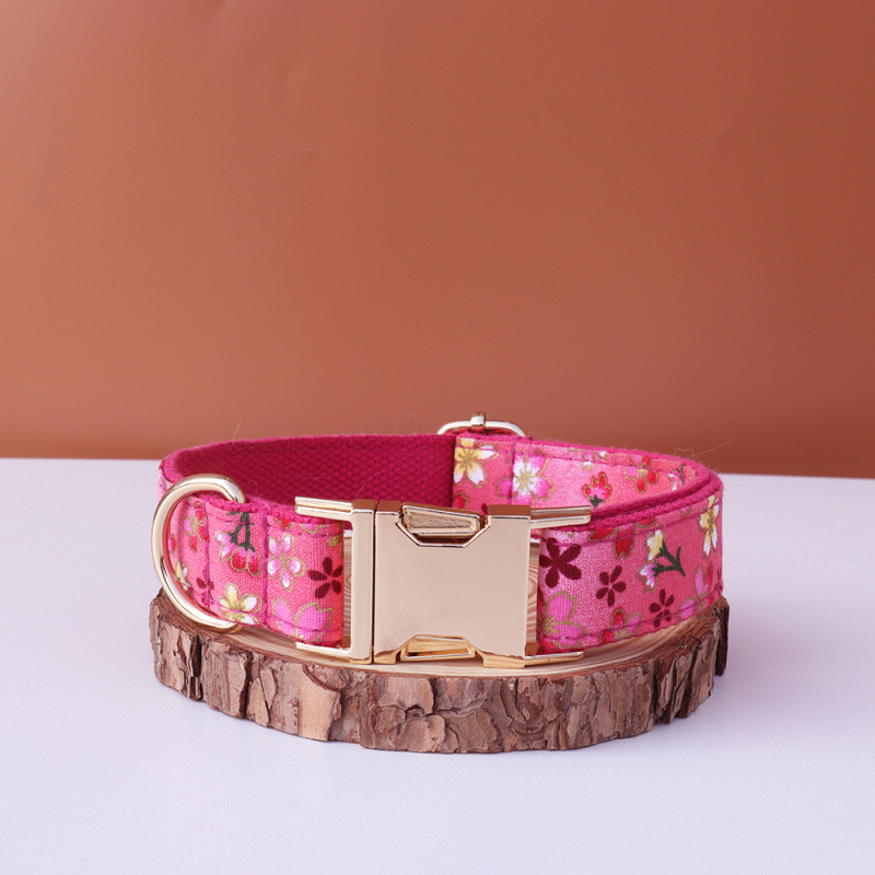Jaapani stiilis kullatud koerakaelarihm lipsusõlmega, kohandatav graveeritud metallpandlaga lemmikloomaaksessuaar