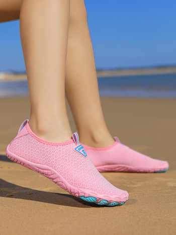 Jälgimisjalatsid meestele ja naistele, kiirelt kuivavad libisemiskindlad kahlamisjalatsid, siseruumidesse mõeldud treeningjalatsid, matkamiseks mõeldud naeltega matkajalatsid meres mängimiseks