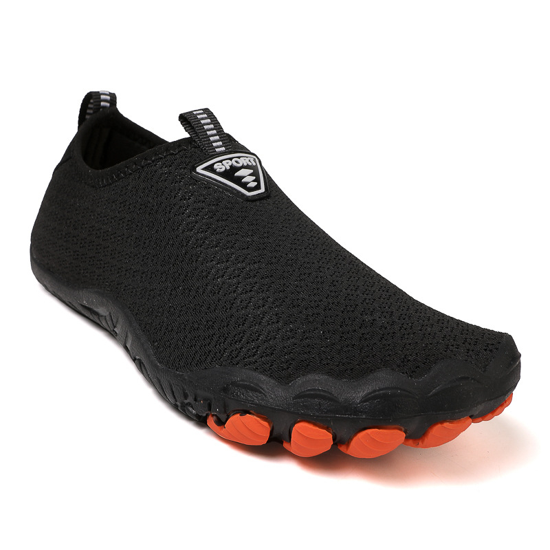 Jälgimisjalatsid meestele ja naistele, kiirelt kuivavad libisemiskindlad kahlamisjalatsid, siseruumidesse mõeldud treeningjalatsid, matkamiseks mõeldud naeltega matkajalatsid meres mängimiseks