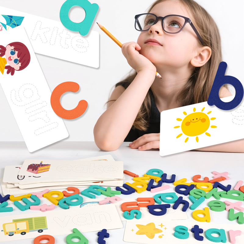 „Amazon“ linksmi magijos rašybos žodžių žaidimai vaikams, mokymo priemonės, 26 angliškos raidės, ankstyvojo ugdymo spalvoti pažintiniai žaislai