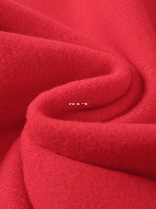 Džeka Vilisa vīriešu ikdienas sporta krekls ar apdruku — spilgti sarkans džemperis ar ķengura kabatu un