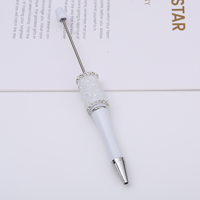 raktáron nagykereskedelmi határokon átnyúló kristály kavics golyóstoll barkácsoláshoz kézzel készített fúró gyöngyös toll regény aranyos műanyag toll