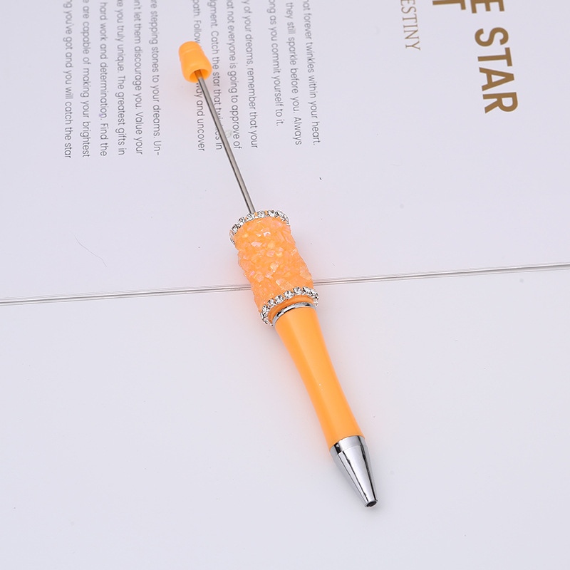 raktáron nagykereskedelmi határokon átnyúló kristály kavics golyóstoll barkácsoláshoz kézzel készített fúró gyöngyös toll regény aranyos műanyag toll