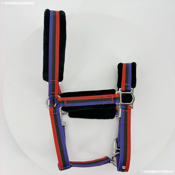 Hoidmisrihmad, täispikk jahvatuskindel puurikomplekt, ratsavarustus, poni suuruses kraan, professionaalsed jahvatuskindlad valjad