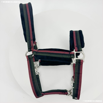 Hoidmisrihmad, täispikk jahvatuskindel puurikomplekt, ratsavarustus, poni suuruses kraan, professionaalsed jahvatuskindlad valjad