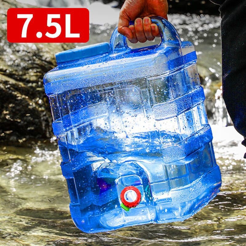 Vandens laikymo plastikinis kibiras su dangteliu ir čiaupą buitiniam vandens laikymo lauko kibirui, montuojamam ant transporto priemonės, savaeigiam vandens laikymo bakui, grynam mineraliniam vandeniui